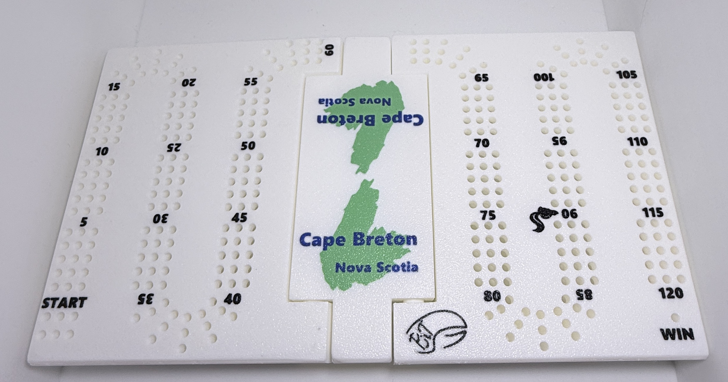Homemade Travel Cribbage Board with Card and Peg Storage - Image 8
