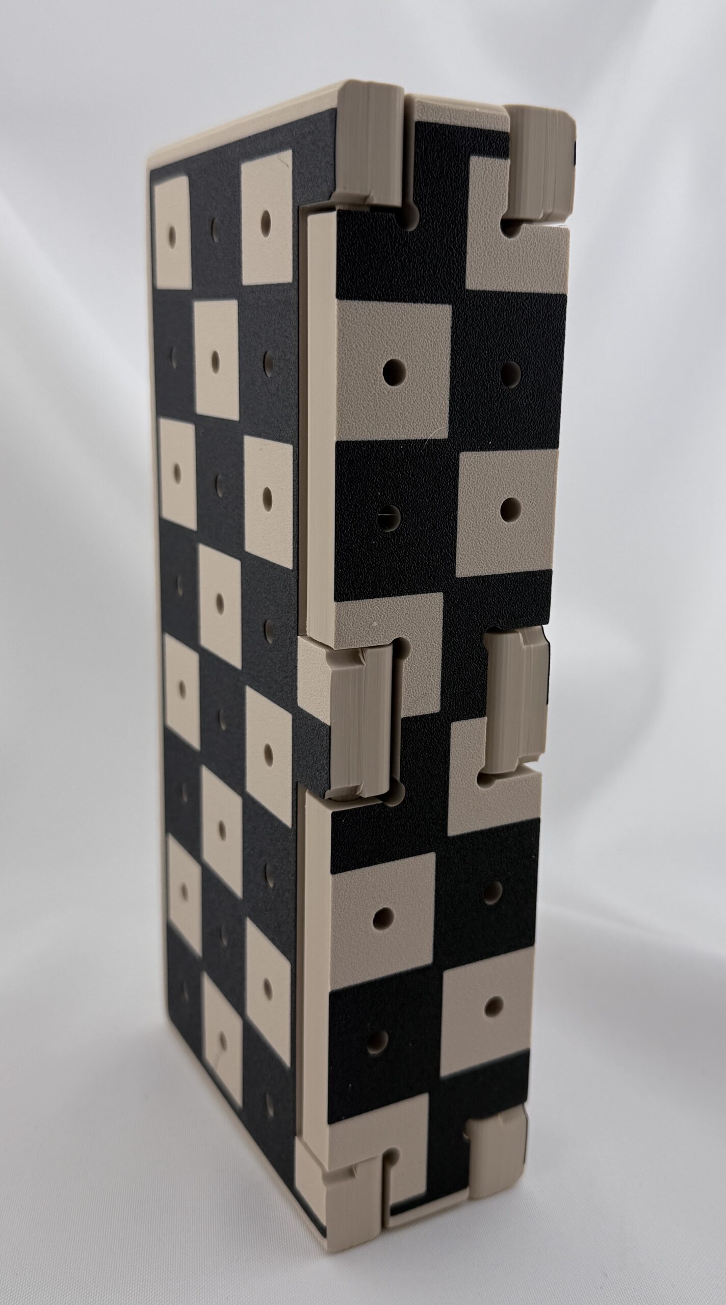 Ocean Kingdom Travel Chess Set – Foldable Marine Board, Magnetic Closure - Homemade 3D Printed - Image 4